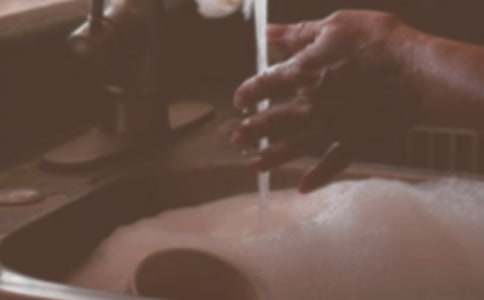 一場由洗碗引起的風波作文