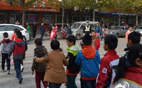 ���P(gu��n)С�W(xu��)����������500����ƪ