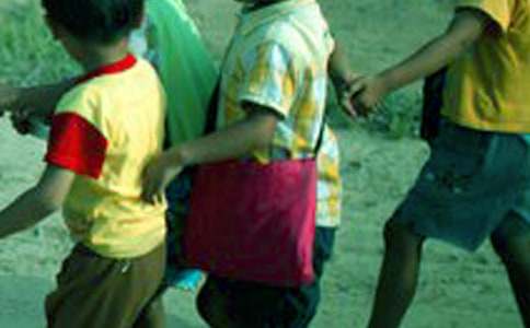 �P(gu��n)�ڵ��µ�С�W(xu��)������6ƪ