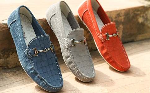 δ��(l��i)��Ь�Ӄ�(y��u)�����ĺϼ�15ƪ