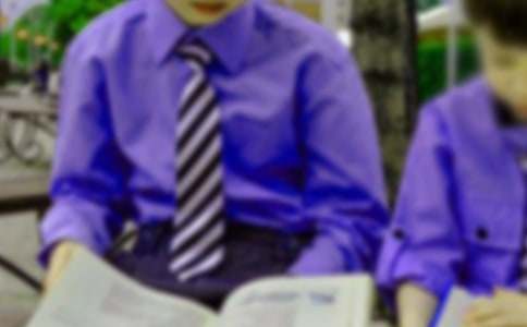 想象作文:三兄弟闖關(guān)