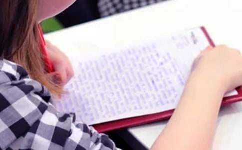 學(xué)姐,你還記得那個(gè)師弟嗎散文