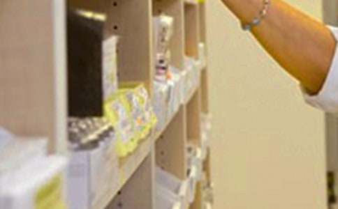 小狐貍開藥店_700字