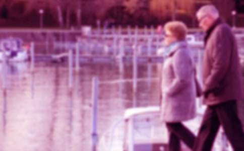 �P(gu��n)�ڲ�䁏��ĺà���?sh��)����?/></p><p>��������ӛ�������������؄e�ې�������(d��ng)�����w������ÿ����ĩ������ȥ�������(d��ng)�������ֶ����ɵĆ��}�r(sh��)����������΢Ц���o�ҽ����֪���Ґۿ������㡰���񡱵��I���S����������۵ġ�ëԊ�~��Ҳ�o���ҡ�߀�������ң���һ��Ҫ�úÌW(xu��)��(x��)������ֻ�ȳԴ���Ҫ�ɞ闝��֮������</p><p>������һ���ҳ�܇ȥ�����ҵ�·������܇֮���������������������^һ���Լ���Ь��ƤЬ�a(b��)���ѽ�(j��ng)���ɘ����ˣ��_��������˵�������ÿ���L(f��ng)�������@�����������@���@�r(sh��)��������ͻȻð��һ��(g��)���^���Р����o���Iһ�pЬ����������Ҳ�@ôϲ�g�Ҳ����ܲ���(y��ng)�ҵ���������̵���</p><p>������߅��߅������ô���򠔠��_�ڲ���׌��ʹ��ش�(y��ng)�������f����ͬ�W(xu��)���f�ҵ�ƤЬ̫�f����ԓ�Q�ĵ����������f�����ҵ��_�����ú��ۺ���ѽ������</p><p>������֪���X�ѽ�(j��ng)���ˠ������T����߀�]�M(j��n)�T�� Ҋ�������f�������˰����@�·�ͦ���������ֱ�������Ҫ�ײ�Ҫ�������s�o�M(j��n)ȥ֮�g��������ԇһ�����Ƶ����b������̫����������ȥ�������p�ˎ�ʮ�q�ء����������ă��I�����@ô�Ď�������߅���R��߅�f�����ă������I��������������ˎ��^���ģ������m���Á�׌��ԇԇ������������I�°ɣ�������Ҳ�]�к��·�������ɵ�����������е����·�������Ҫ��������߅�f߅���·�Ó�����������̯B�����ҷǳ��˽⠔���@��(g��)�ˣ�����?y��n)鹤�Y��������ėl���ֲ���̫��������������Ҋ�{(l��n)ɫ�Ĵ�������Ҳһֱ�f������Ҫ�v����������Ҫһֱ�ʱȡ�������(x��)��(x��)�������ʮ��������߀�]�o�Լ�����һ���·�����80�q������죬߀�Ǵ����Ǽ���������</p><p>�����@�r(sh��)�������IЬ�����^��������·���Ҝ�(zh��n)�����ЩԒҲ������ɢ�ˡ�</p><p>�����F(xi��n)�����������Ц���Ү�(d��ng)�r(sh��)��ô��(hu��)��ô��������������ͬ�W(xu��)��Ҫӛס���úÌW(xu��)��(x��)����Ҫ䁏����M(f��i)����Ҫ�v���������L(zh��ng)����ܳɞ��(gu��)�җ�����</p>
<p>����䁏��ĺà���?sh��)����ġ����P(gu��n)���£�</p><p><a target=