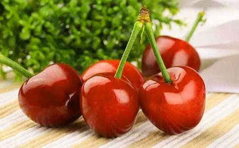 �Ґ۹��l(xi��ng)�ę�������(3ƪ)