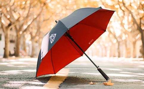 ����µ��H������700�֣����x21ƪ��