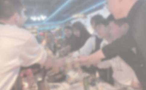 ��˾�T���۲ͻ�ӷ��������x17ƪ��