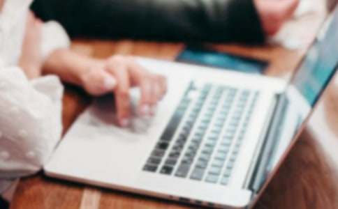 �\Մ�I(y��)��������