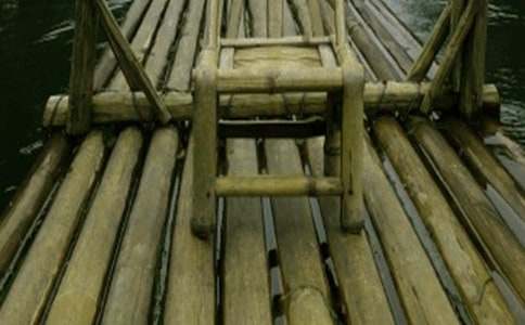 尚湖竹筏游作文