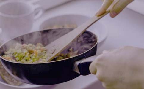 �Ҟ�ְ��������300��