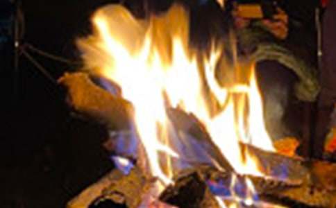 難忘篝火晚會作文400字