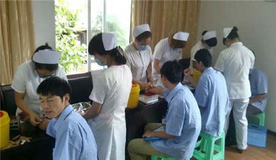 弟弟打針作文500字(通用9篇)